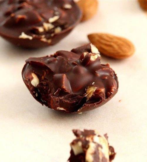 SR Almond Rocks (1pc)